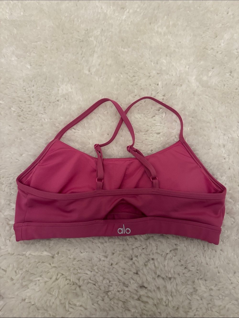 Alo airlift Intrigue Bra Raspberry Pink - Picture 2 of 3